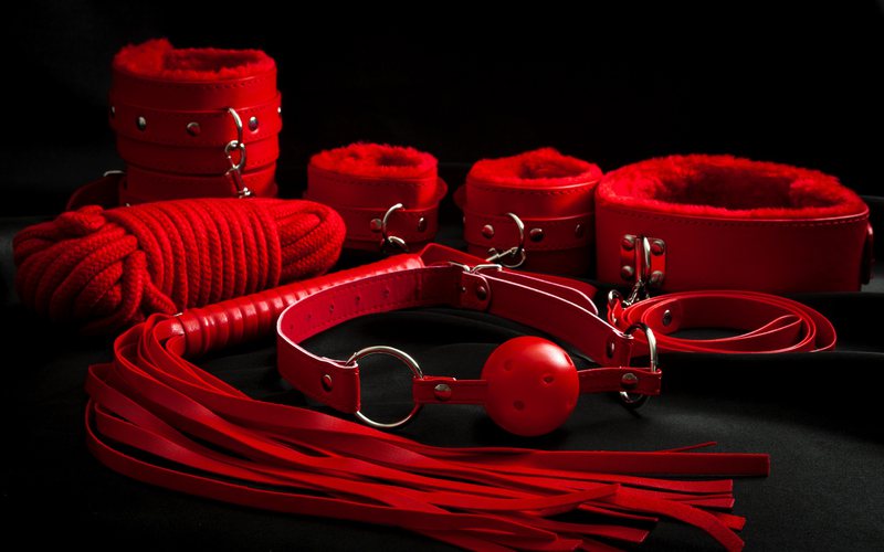 Alguns adeptos do BDSM preferem os papéis de dominação, de submissão, ou gostam de alterar entre ambos - iStock