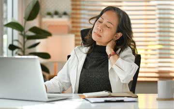 As pessoas tedem a procurar nas redes aquilo que falta na vida cotidiana - iStock