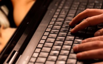 Estudo avaliou atividade cerebral de estudantes durante exposição a vídeo pornográfico - iStock